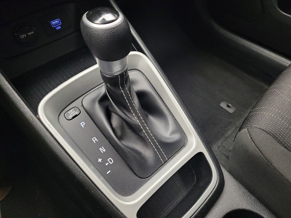 2021 Hyundai Venue in Eastpointe, MI 48021 - 18121094 26