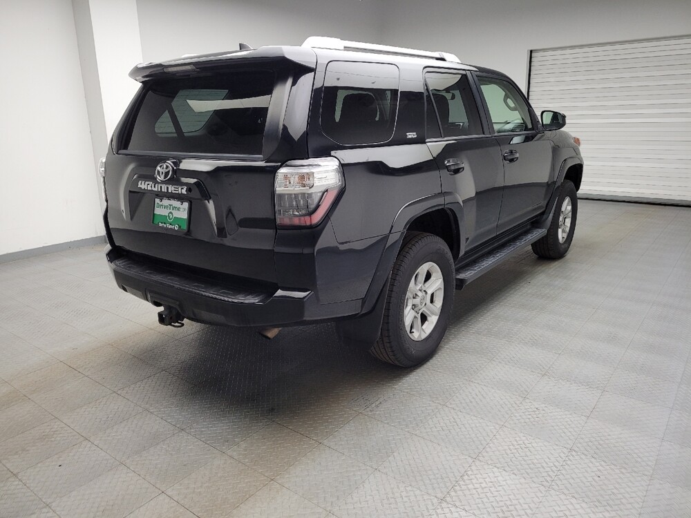 2018 Toyota 4Runner in Eastpointe, MI 48021 - 18121097 9