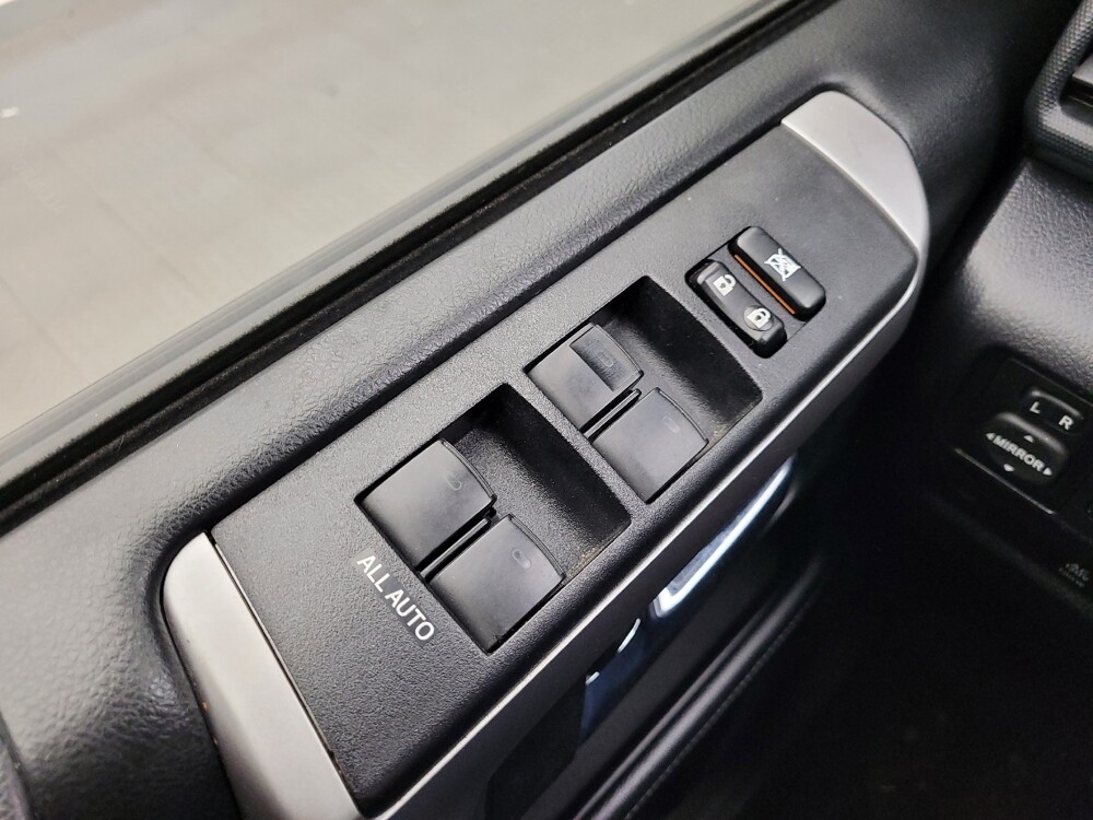 2018 Toyota 4Runner in Eastpointe, MI 48021 - 18121097 27