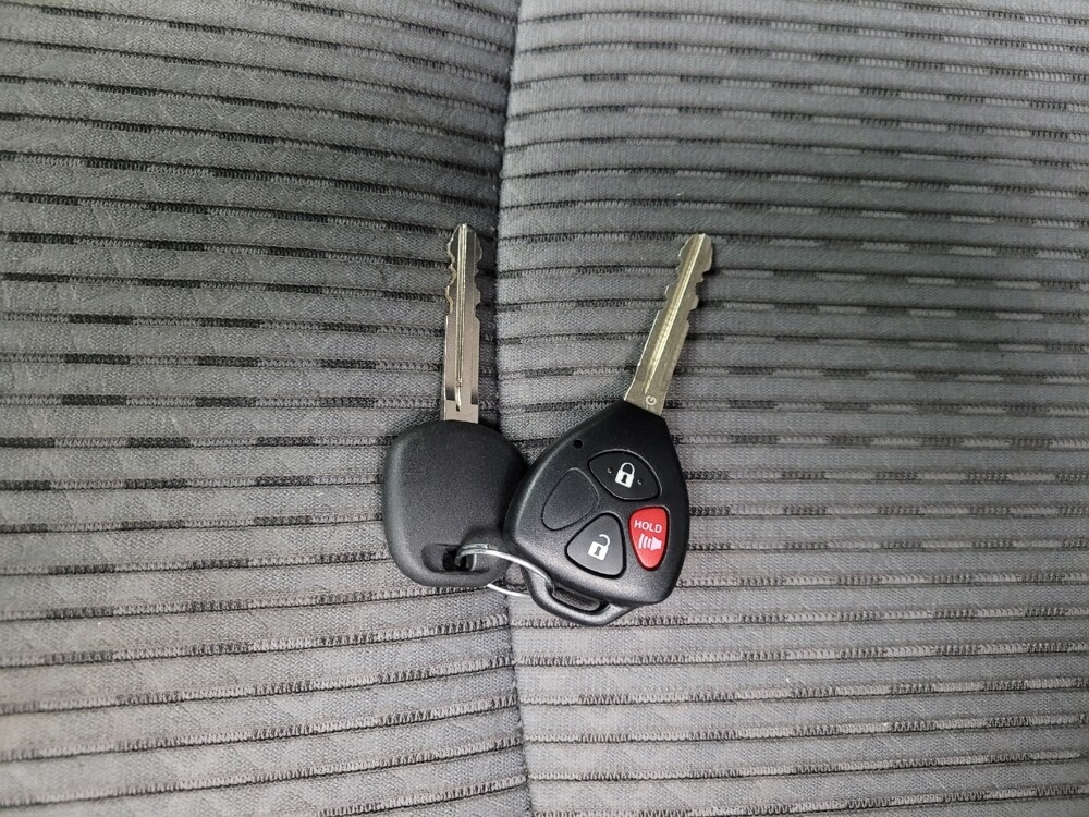 2018 Toyota 4Runner in Eastpointe, MI 48021 - 18121097 32