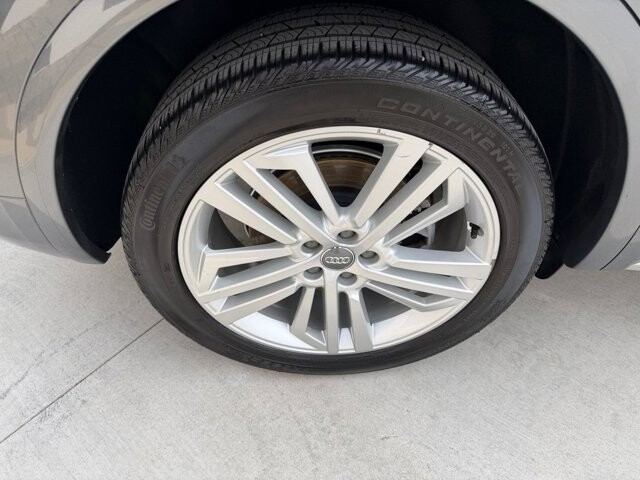 2018 Audi Q5 in Knoxville, TN 37920 - 18121103 34