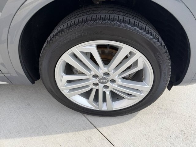 2018 Audi Q5 in Knoxville, TN 37920 - 18121103 33