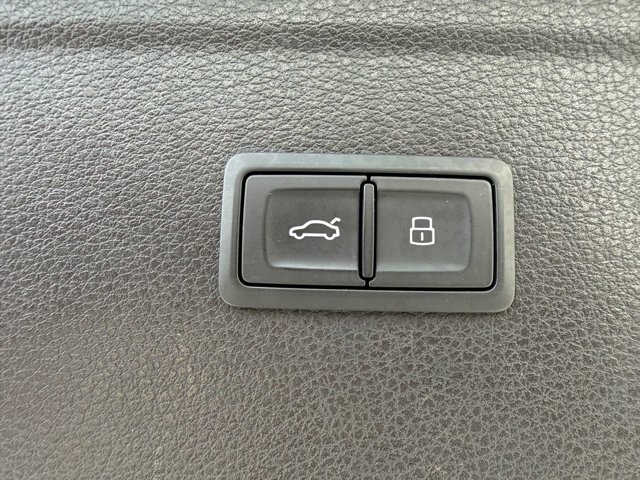 2018 Audi Q5 in Knoxville, TN 37920 - 18121103 29