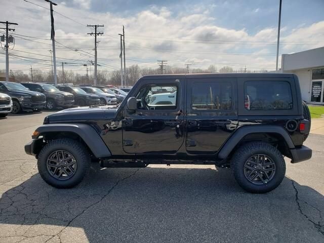 2026 Jeep Wrangler in Bedford, OH 44146 - 18121109 3
