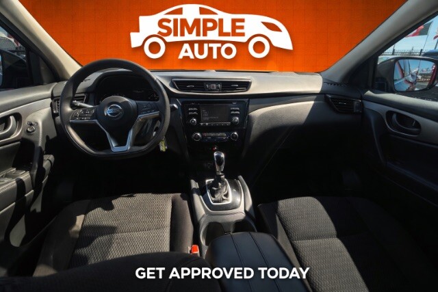 2018 Nissan Rogue Sport in Dallas, TX 75228 - 18121119 4