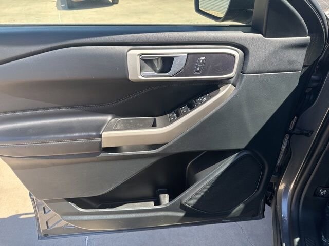 2023 Ford Explorer in Winslow, AZ 86046 - 18121122 10