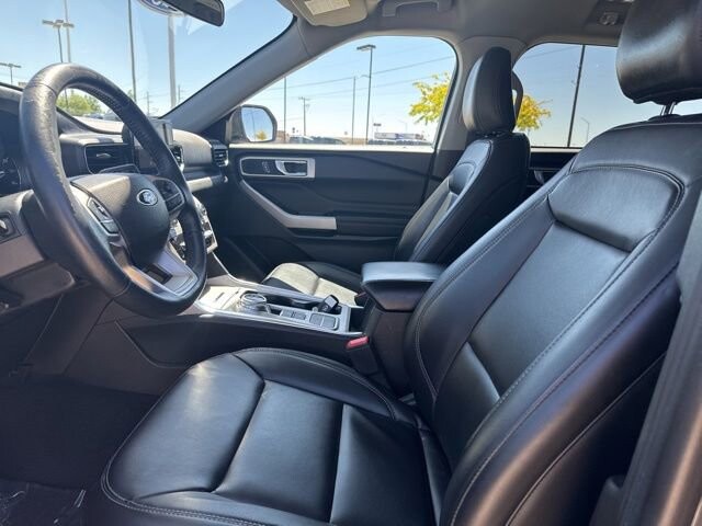 2023 Ford Explorer in Winslow, AZ 86046 - 18121122 8