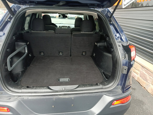 2014 Jeep Cherokee in DuBois, PA 15801 - 18121132 10