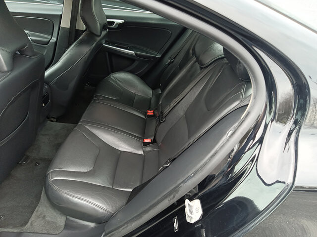 2015 Volvo S60 in DuBois, PA 15801 - 18121134 7