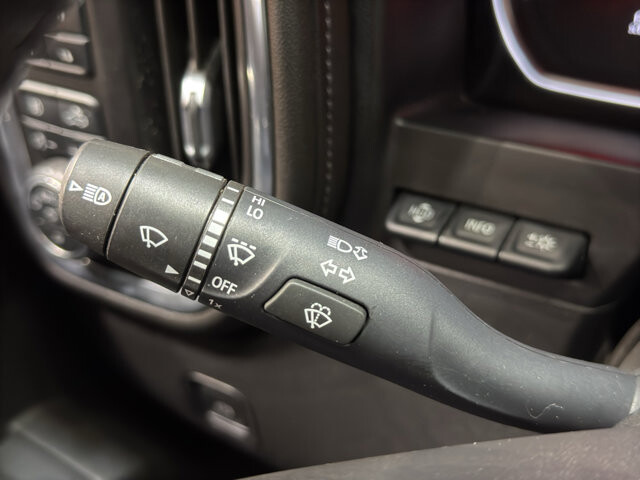 2020 Chevrolet Silverado 3500 in Burlington, WI 53105 - 18121141 28