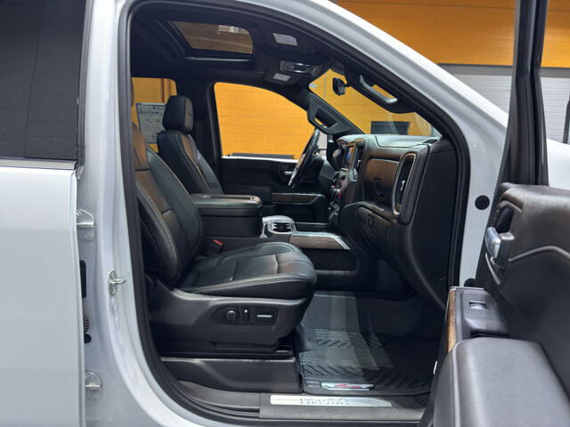 2020 Chevrolet Silverado 3500 in Burlington, WI 53105 - 18121141 21