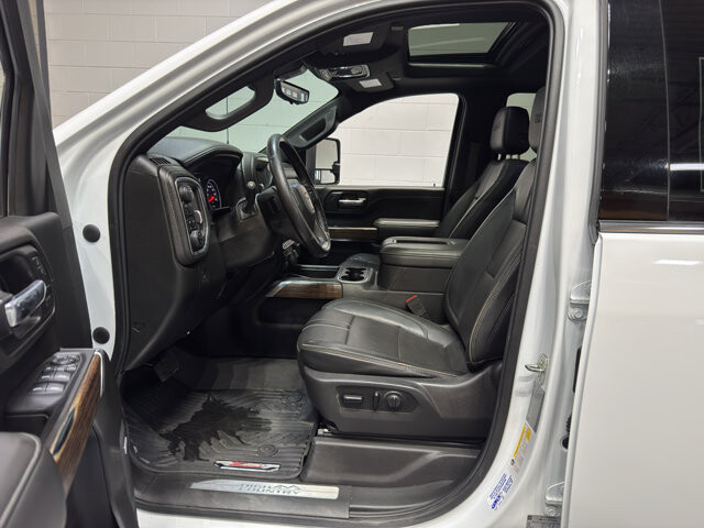 2020 Chevrolet Silverado 3500 in Burlington, WI 53105 - 18121141 18