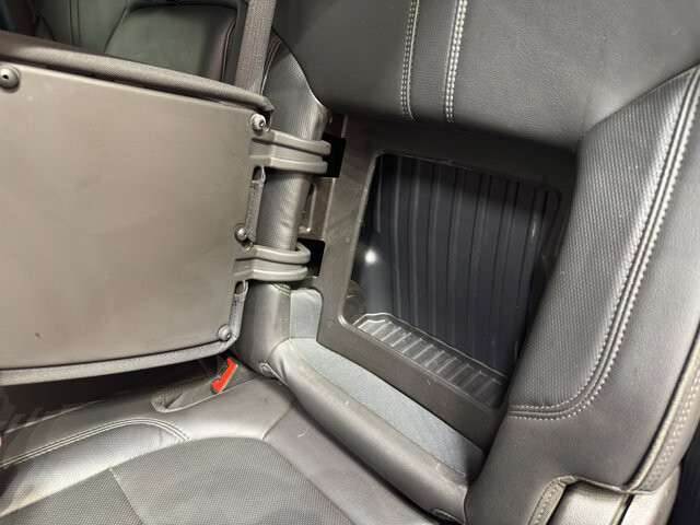 2020 Chevrolet Silverado 3500 in Burlington, WI 53105 - 18121141 14