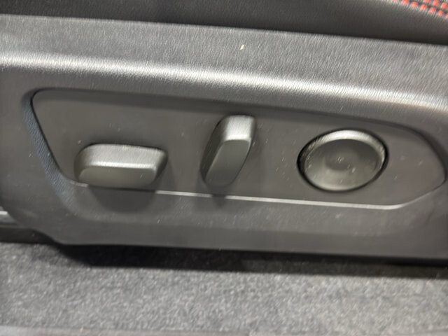 2023 Chevrolet Colorado in Burlington, WI 53105 - 18121142 15