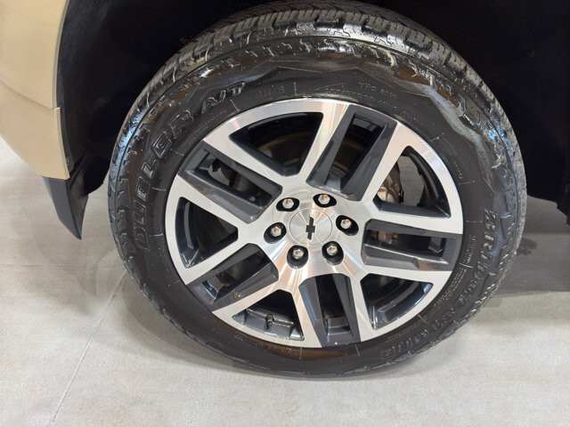 2023 Chevrolet Colorado in Burlington, WI 53105 - 18121142 9