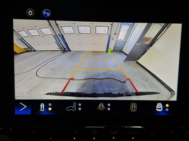 2023 Chevrolet Colorado in Burlington, WI 53105 - 18121142 28