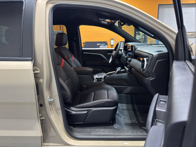 2023 Chevrolet Colorado in Burlington, WI 53105 - 18121142 18