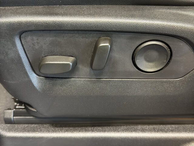 2023 Chevrolet Tahoe in Burlington, WI 53105 - 18121148 19