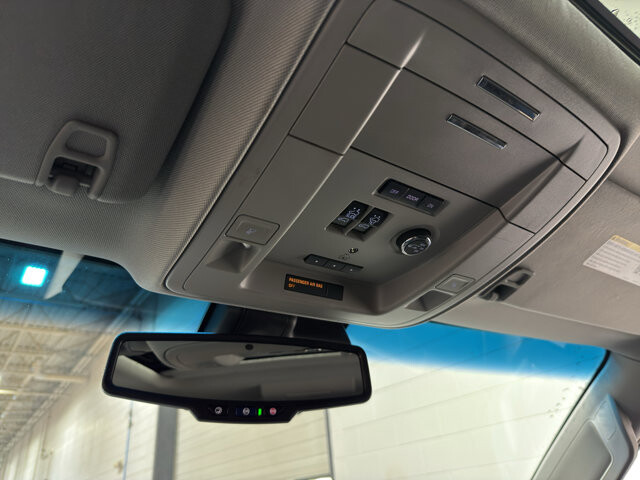 2018 GMC Yukon in Burlington, WI 53105 - 18121149 38