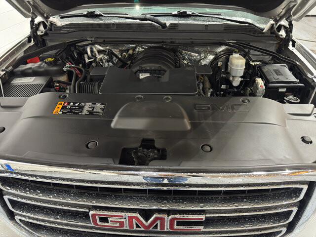 2018 GMC Yukon in Burlington, WI 53105 - 18121149 40