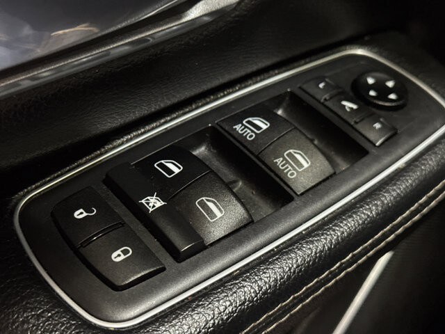 2021 RAM 1500 in Burlington, WI 53105 - 18121150 32