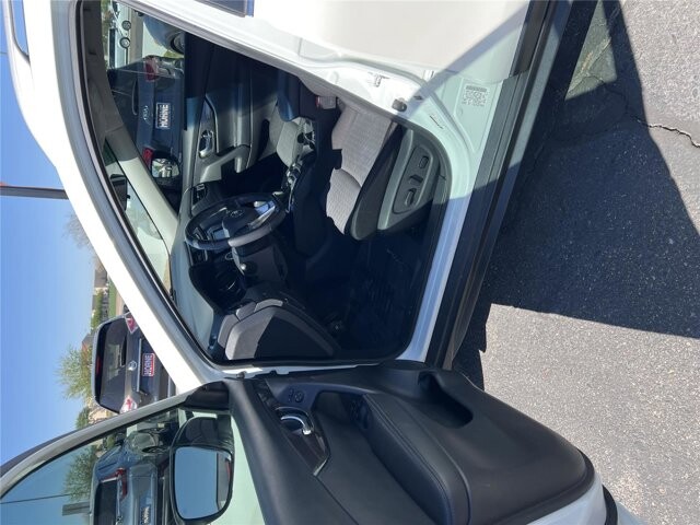 2018 Nissan Rogue in Mesa, AZ 85212 - 18121151 9