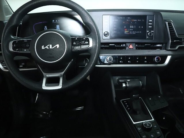 2025 Kia Sportage in Bedford, OH 44146 - 18121162 30