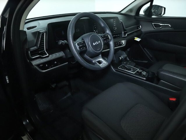 2025 Kia Sportage in Bedford, OH 44146 - 18121162 17