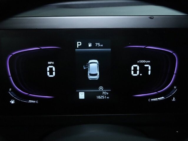 2025 Kia Sportage in Bedford, OH 44146 - 18121162 24