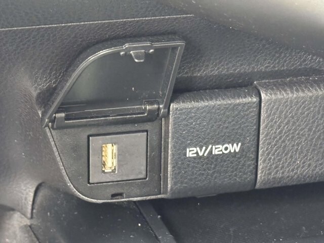 2020 Toyota Camry in Winchester, VA 22602 - 18121180 21