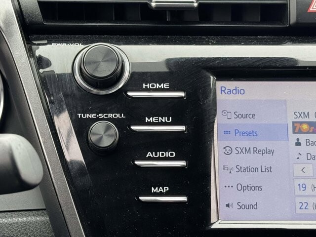 2020 Toyota Camry in Winchester, VA 22602 - 18121180 18