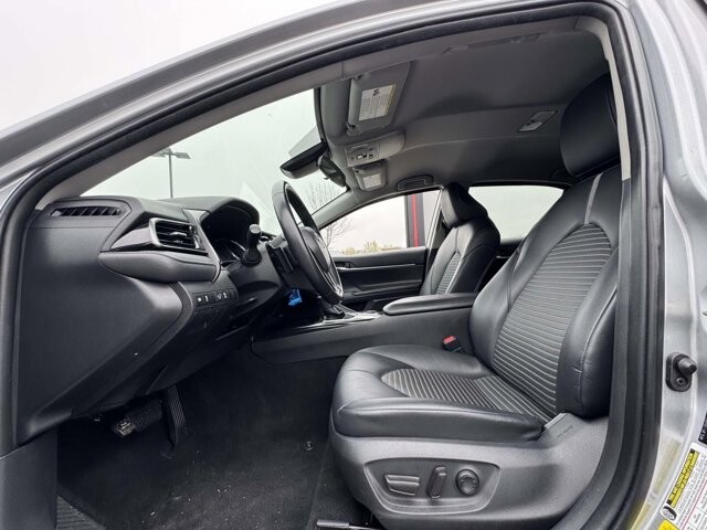 2020 Toyota Camry in Winchester, VA 22602 - 18121180 14