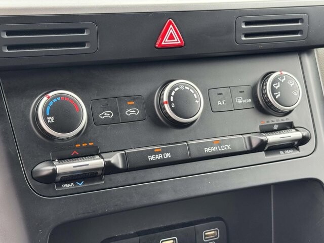 2024 Kia Carnival in Winchester, VA 22602 - 18121183 18