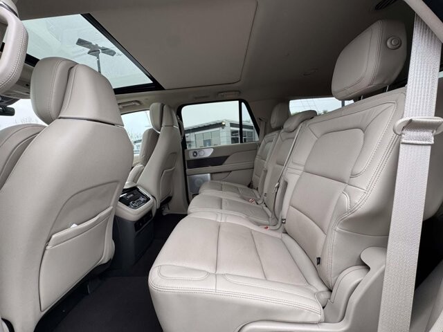 2020 Lincoln Navigator in Winchester, VA 22602 - 18121184 13