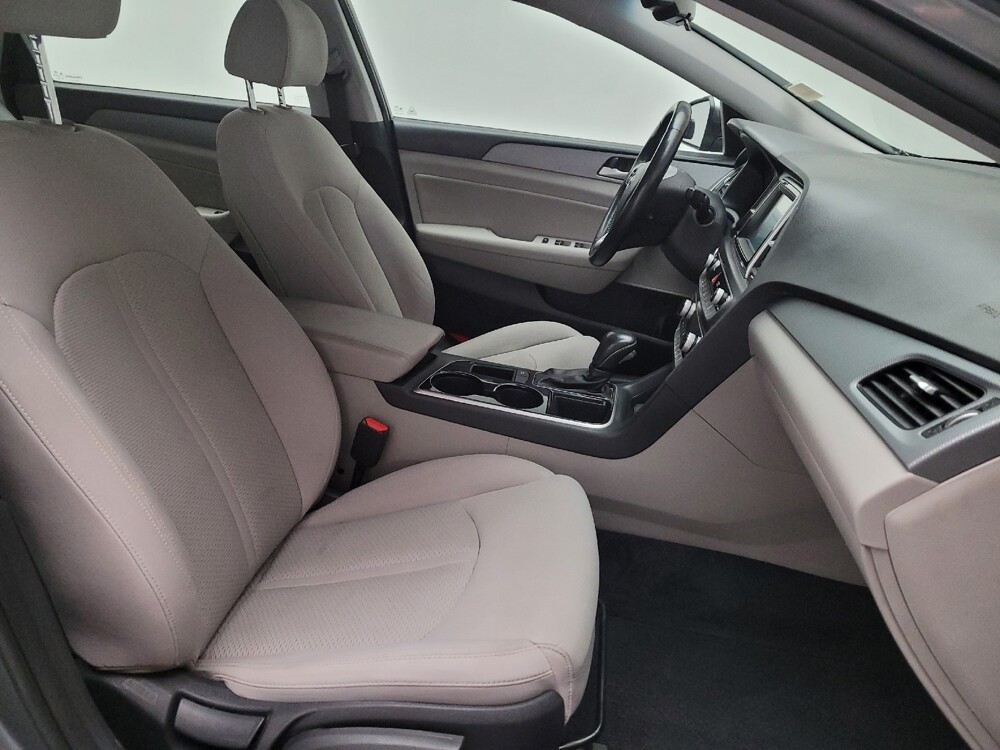 2019 Hyundai Sonata in Riverside, CA 92504 - 18121197 21