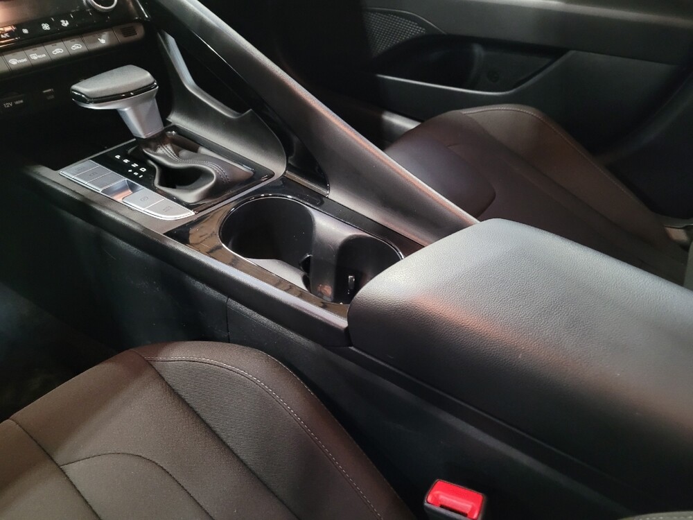 2025 Hyundai Elantra in Sacramento, CA 95821 - 18121199 26