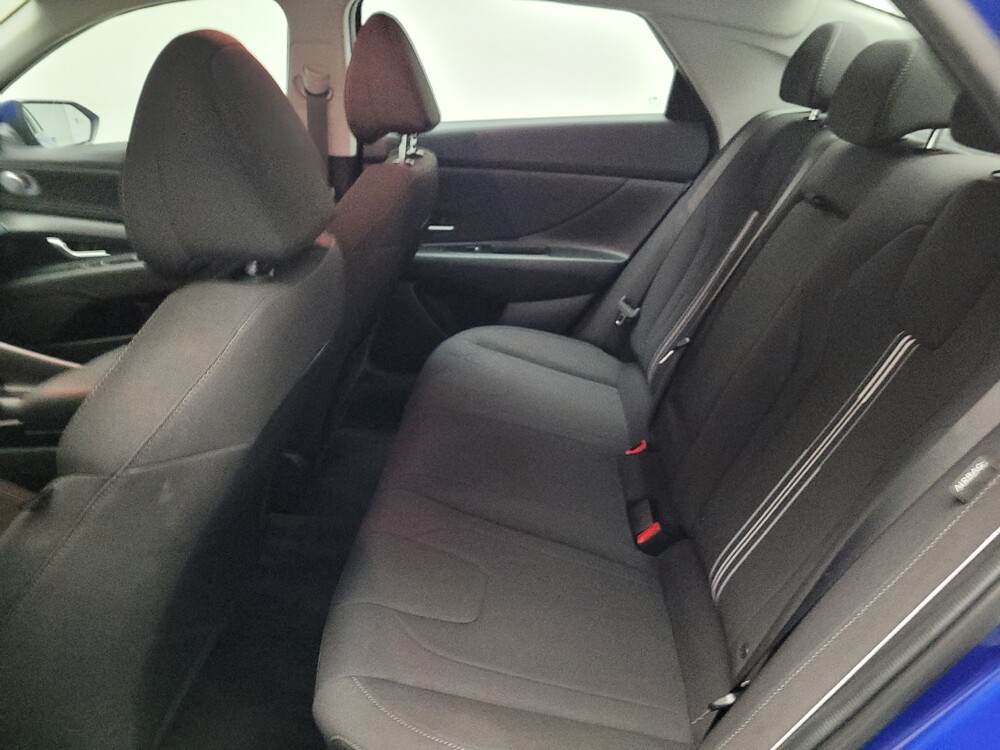2025 Hyundai Elantra in Sacramento, CA 95821 - 18121199 18