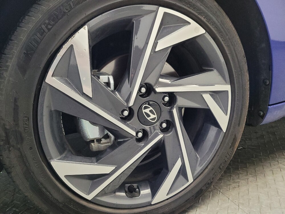 2025 Hyundai Elantra in Sacramento, CA 95821 - 18121199 31