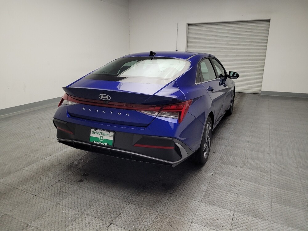 2025 Hyundai Elantra in Sacramento, CA 95821 - 18121199 7