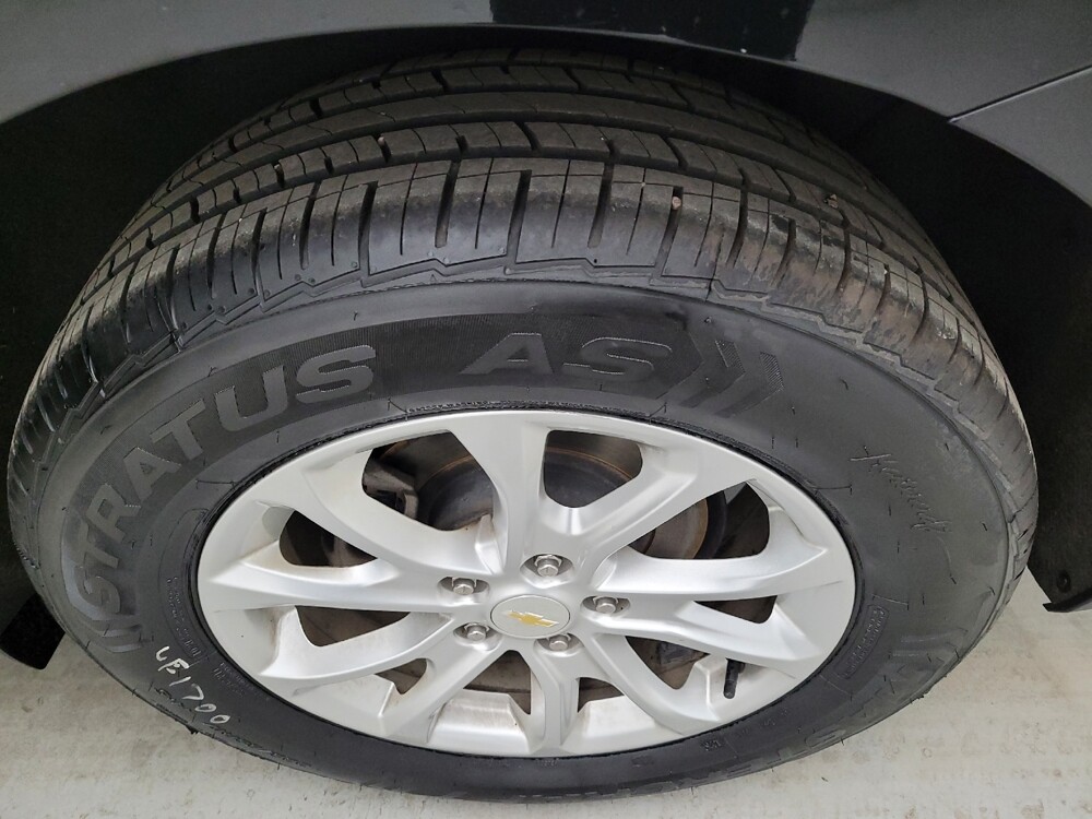 2020 Chevrolet Equinox in Louisville, KY 40258 - 18121203 31