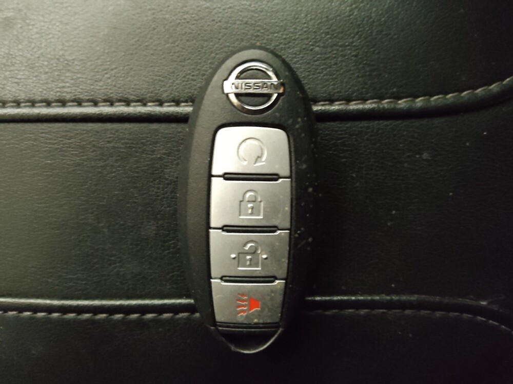 2017 Nissan Rogue in Birmingham, AL 35215 - 18121205 32