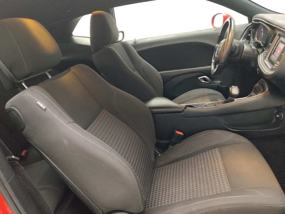 2017 Dodge Challenger in Knoxville, TN 37923 - 18121211 21