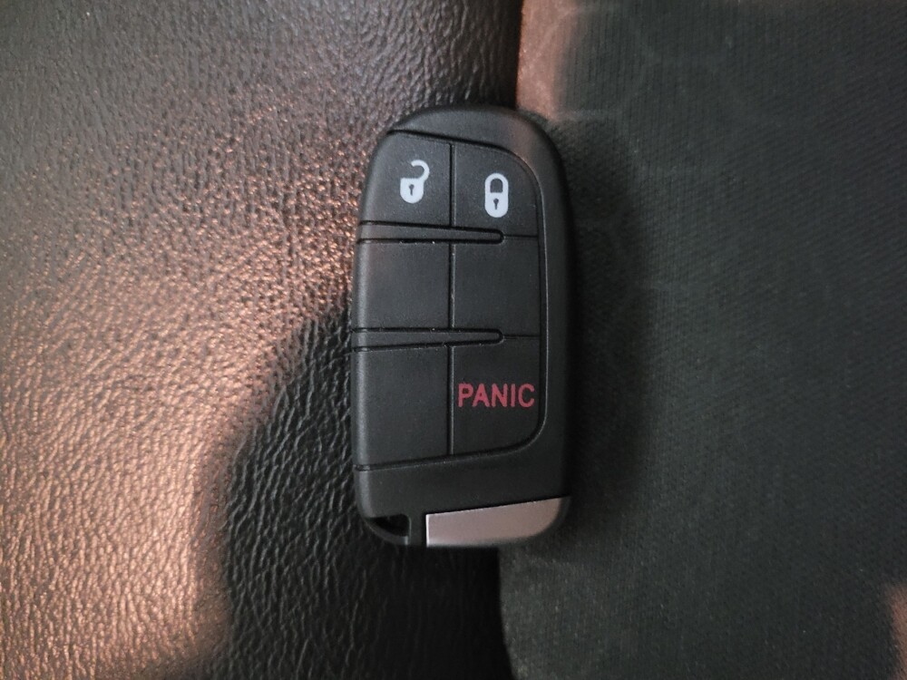 2019 Jeep Compass in Morrow, GA 30260 - 18121212 32