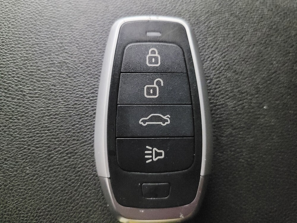 2019 Chevrolet Equinox in Conyers, GA 30094 - 18121214 32