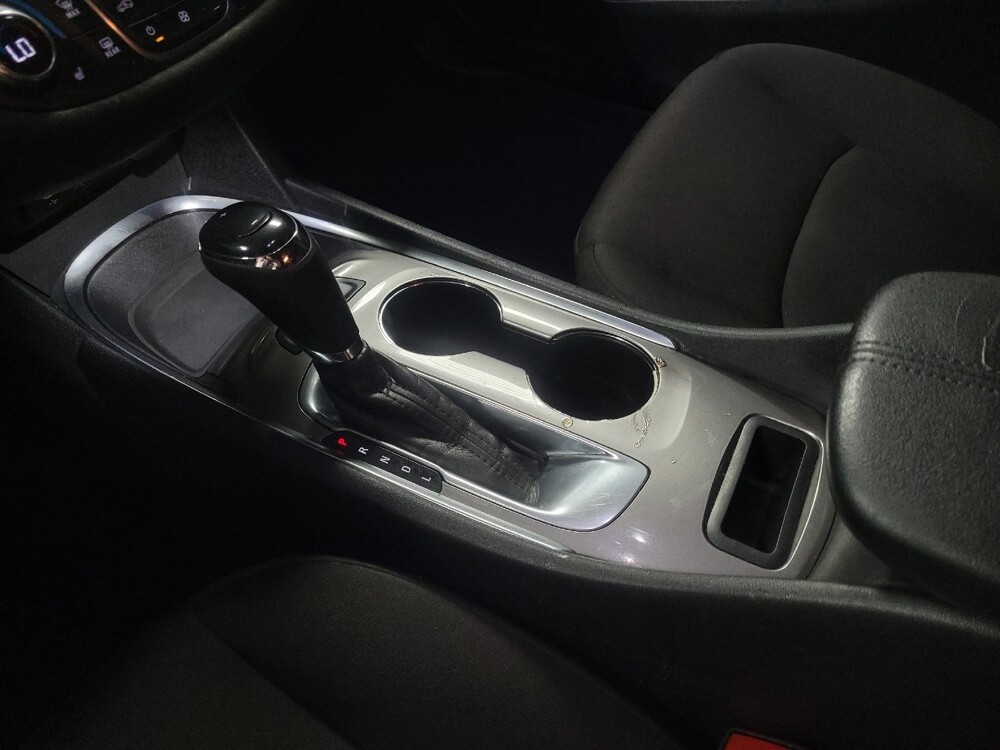 2020 Chevrolet Malibu in Stone Mountain, GA 30083 - 18121216 26