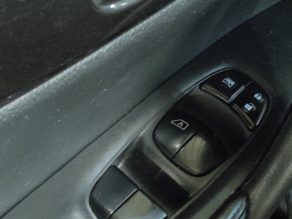 2019 Nissan Rogue in Fort Worth, TX 76116 - 18121219 27