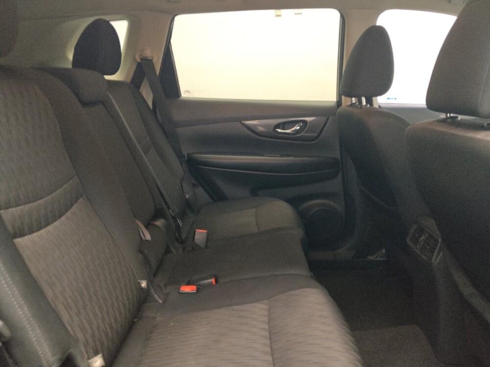 2019 Nissan Rogue in Fort Worth, TX 76116 - 18121219 19