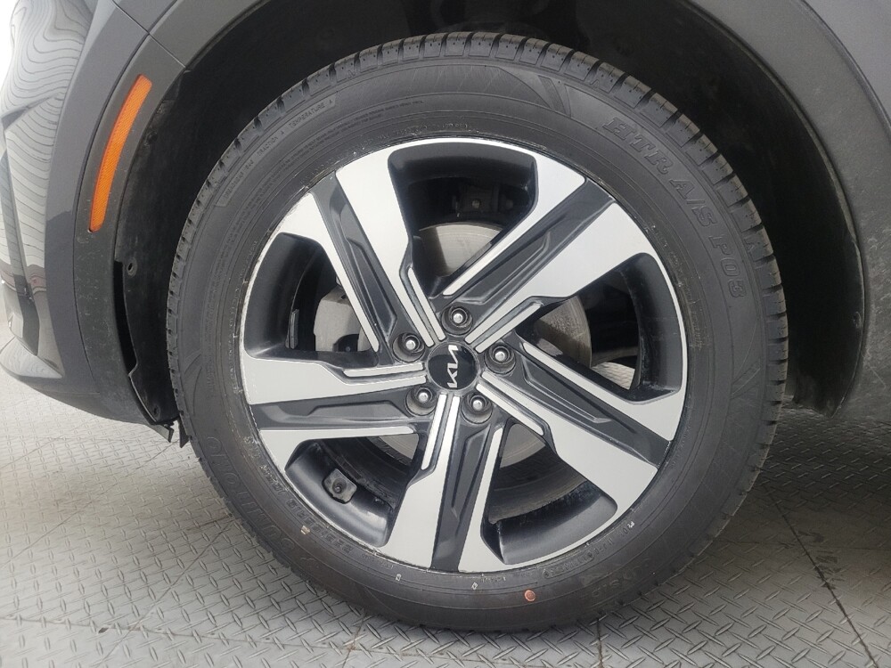 2023 Kia Sorento in Phoenix, AZ 85022 - 18121227 31