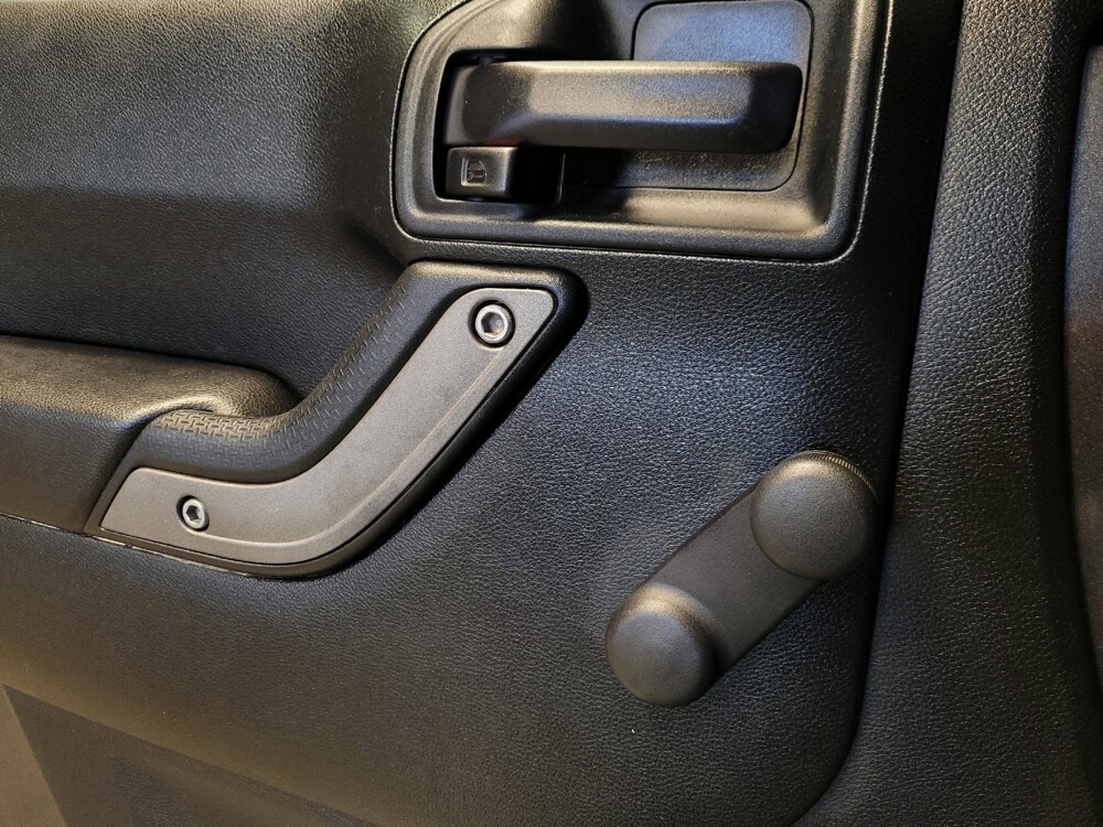 2018 Jeep Wrangler in Phoenix, AZ 85022 - 18121228 27