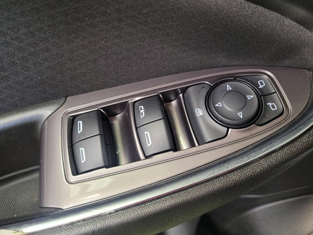 2019 Chevrolet Malibu in Lakeland, FL 33815 - 18121229 27